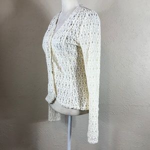 BKE Sweaters - BKE Boutique NWT cream lace open cardigan Medium BKE Sweaters - BKE Boutique NWT cream lace open cardigan Medium